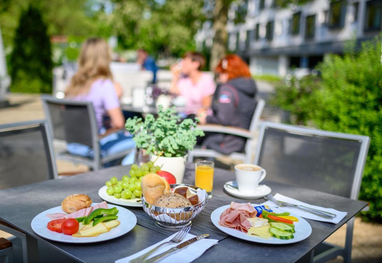 Cityhotel D&C St.Poelten Санкт Пьолтен Екстериор снимка