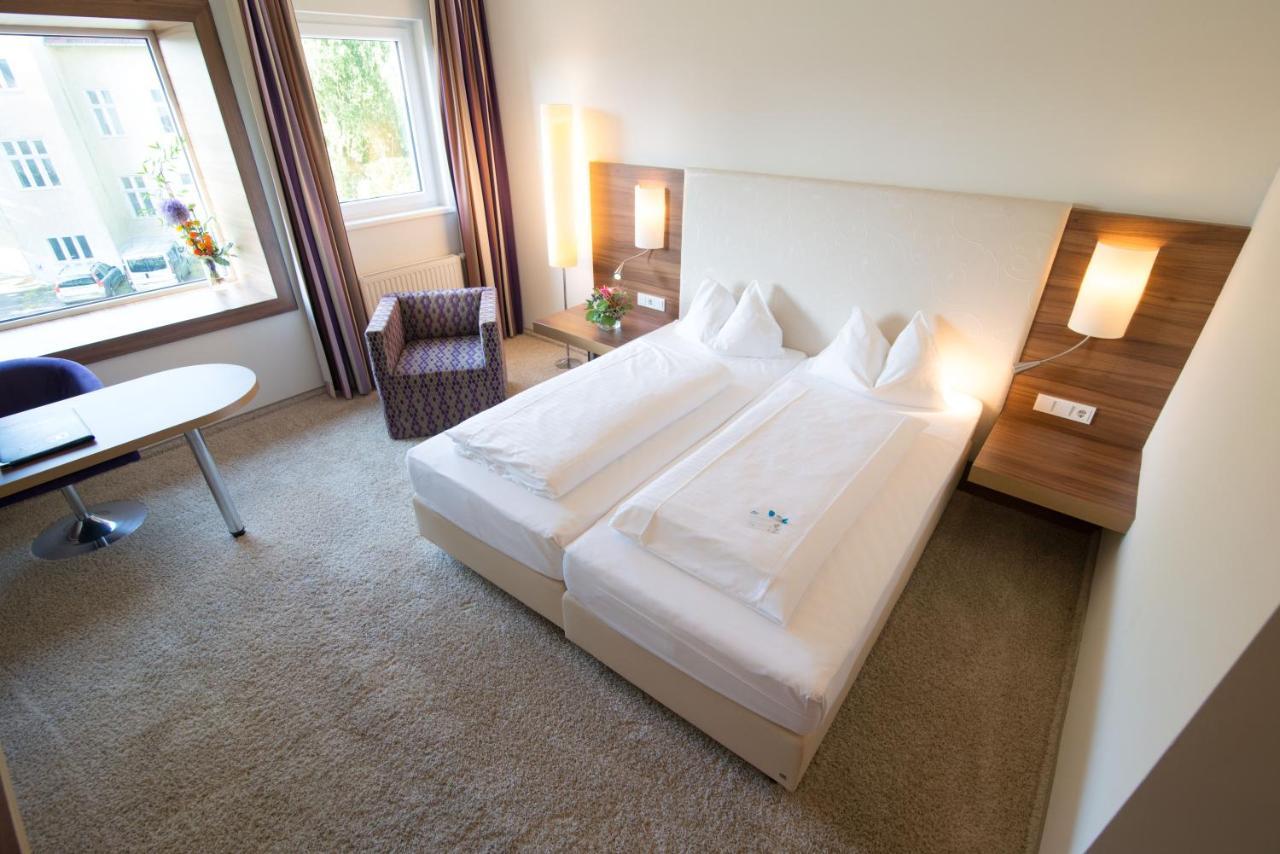 Cityhotel D&C St.Poelten Санкт Пьолтен Екстериор снимка