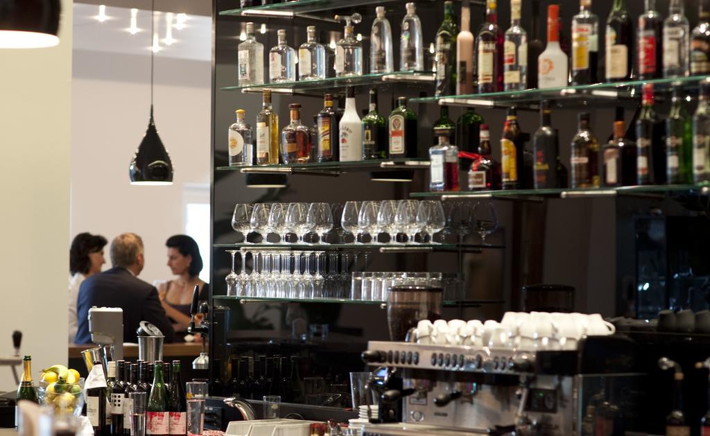 Cityhotel D&C St.Poelten Санкт Пьолтен Екстериор снимка