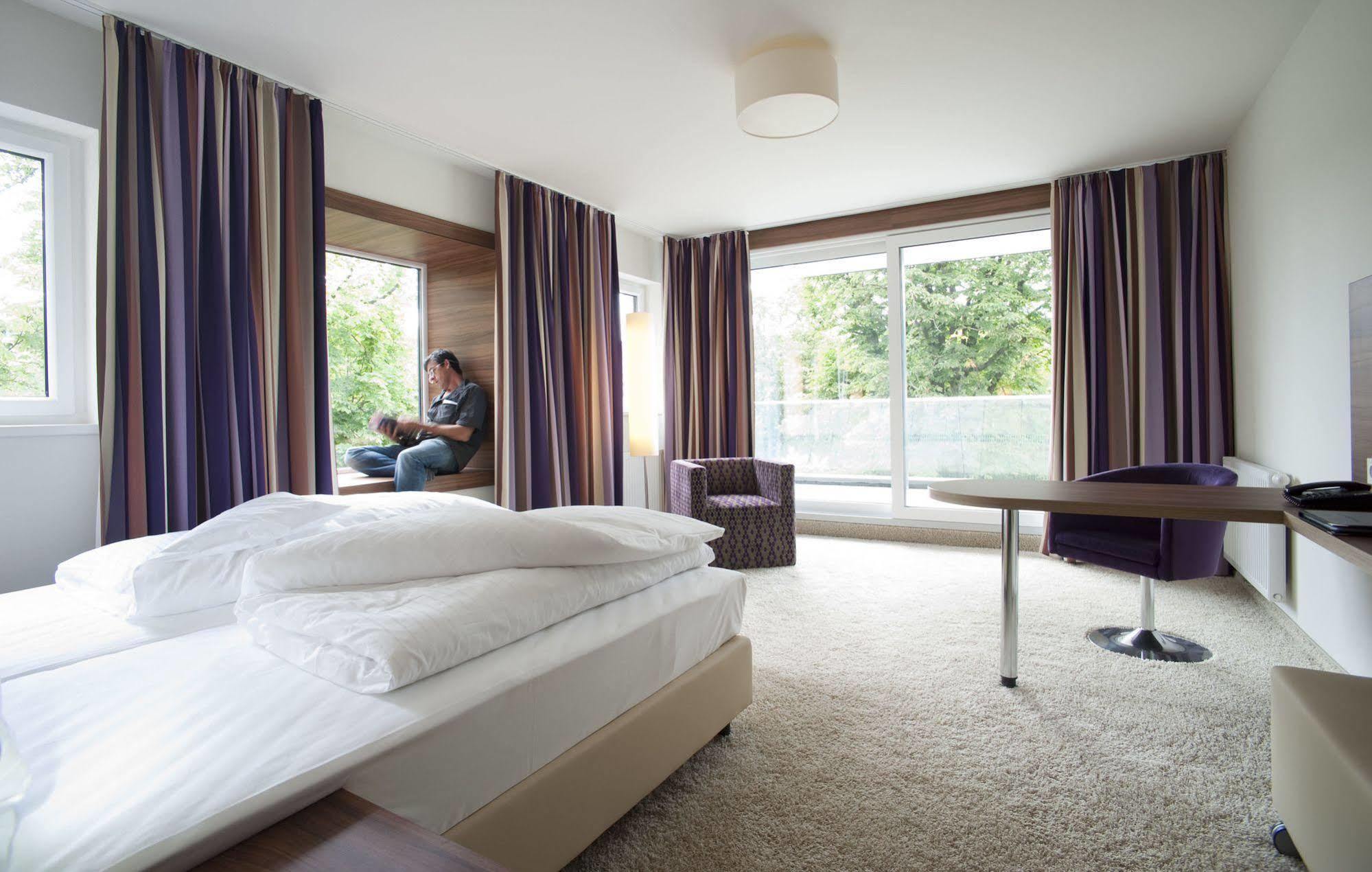 Cityhotel D&C St.Poelten Санкт Пьолтен Екстериор снимка